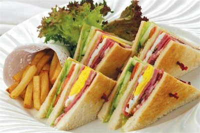 Effect picture of sandwich after cutting